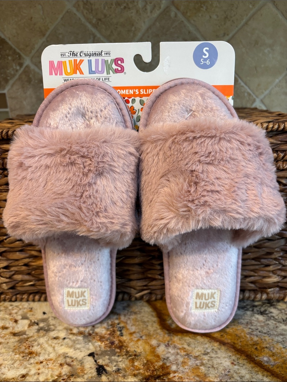 New Muk Luks Blush Pink Plush Slide Slippers -Small 5-6